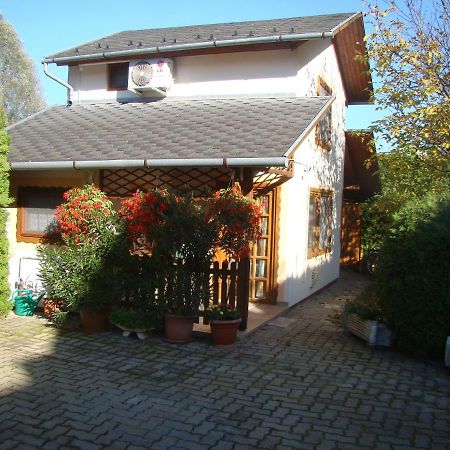 Viragoskert Apartman Hévíz Exterior foto